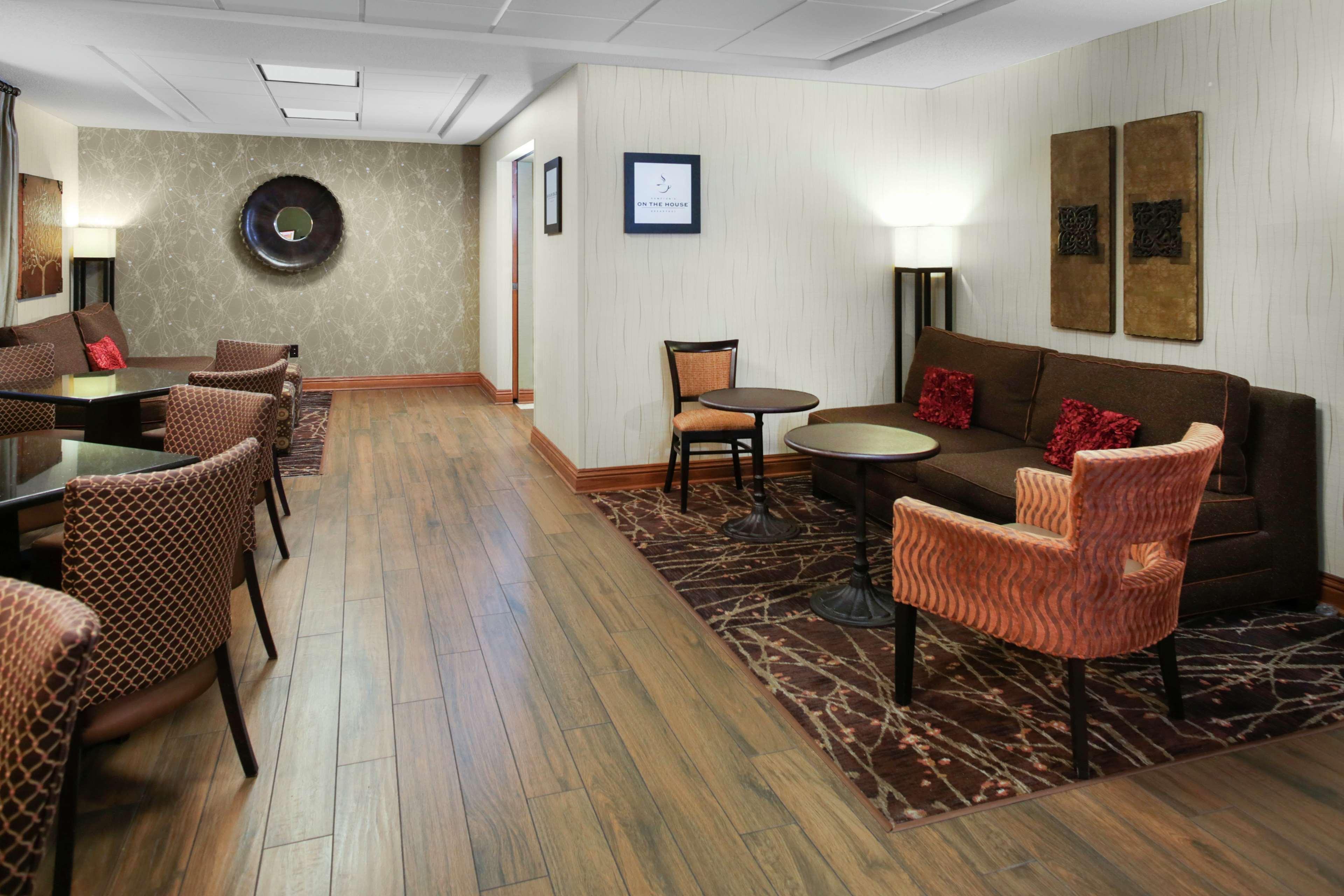 Hampton Inn Portage Exterior foto